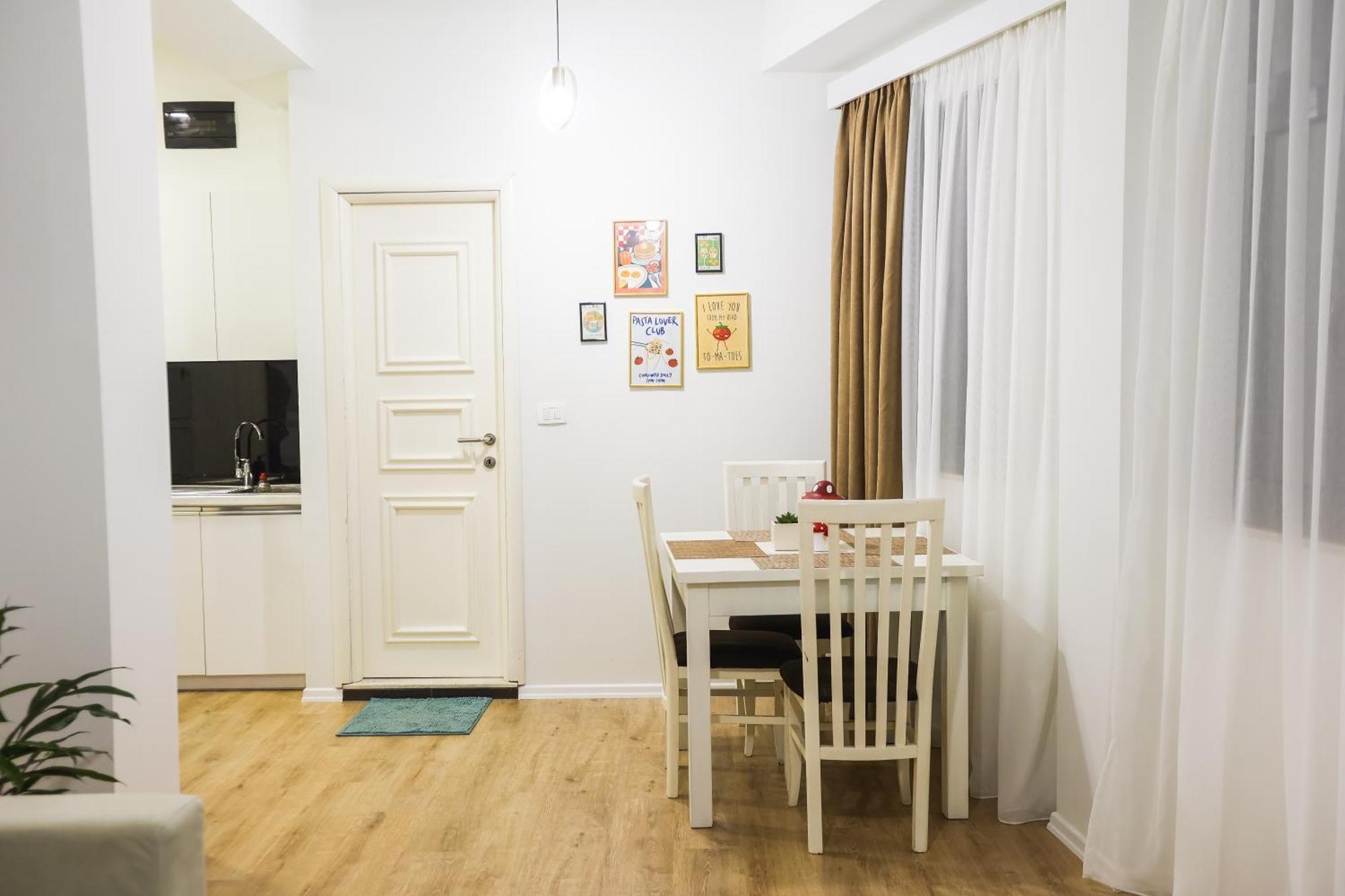 At Bazaar Central Apartment تيرانا المظهر الخارجي الصورة
